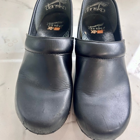 Dansko Professional XP 2.0 Black
Leather Clogs Shoes Women's Size EU 38.. - Picture 2 of 7